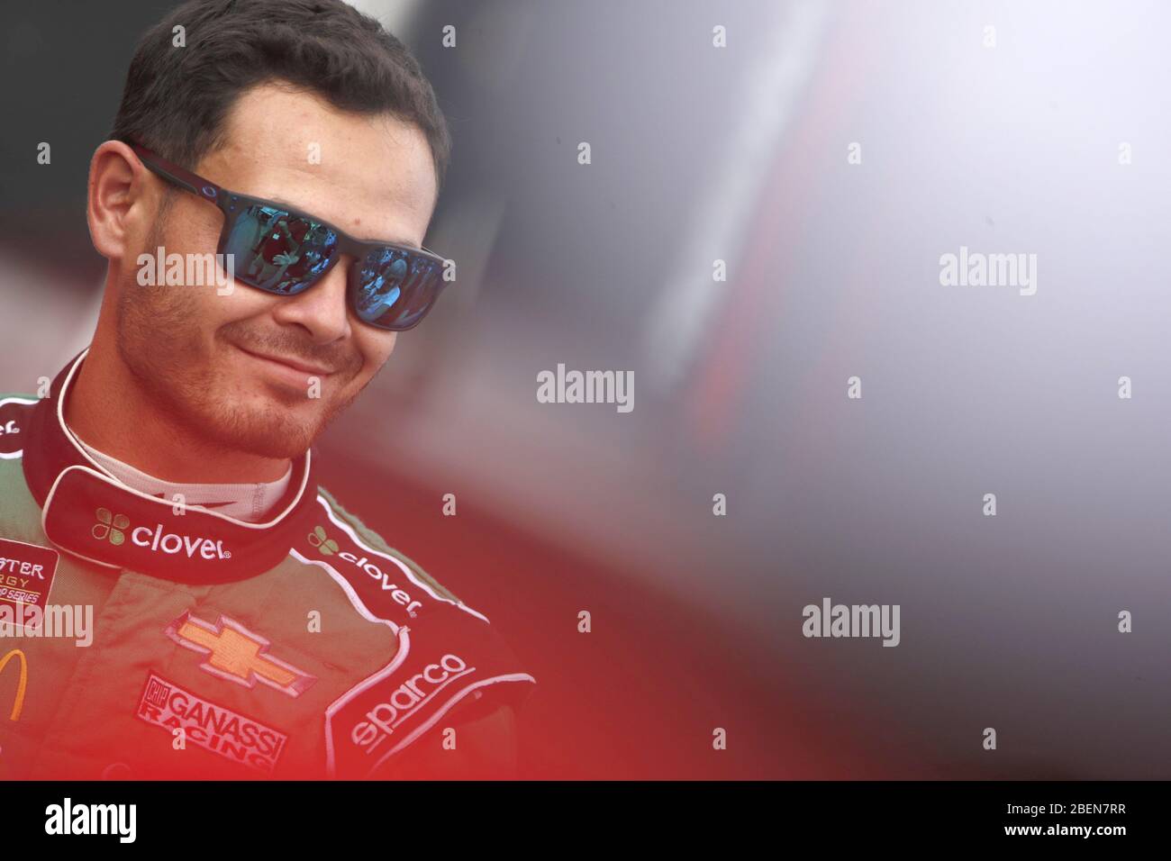 Las Vegas, Nevada, USA. 15 Sep, 2019. Kyle Larson (42) se prépare pour le point 400 du Sud à Las Vegas Motor Speedway de Las Vegas, Nevada. (Crédit Image : © Stephen A. Arce/ASP) Banque D'Images