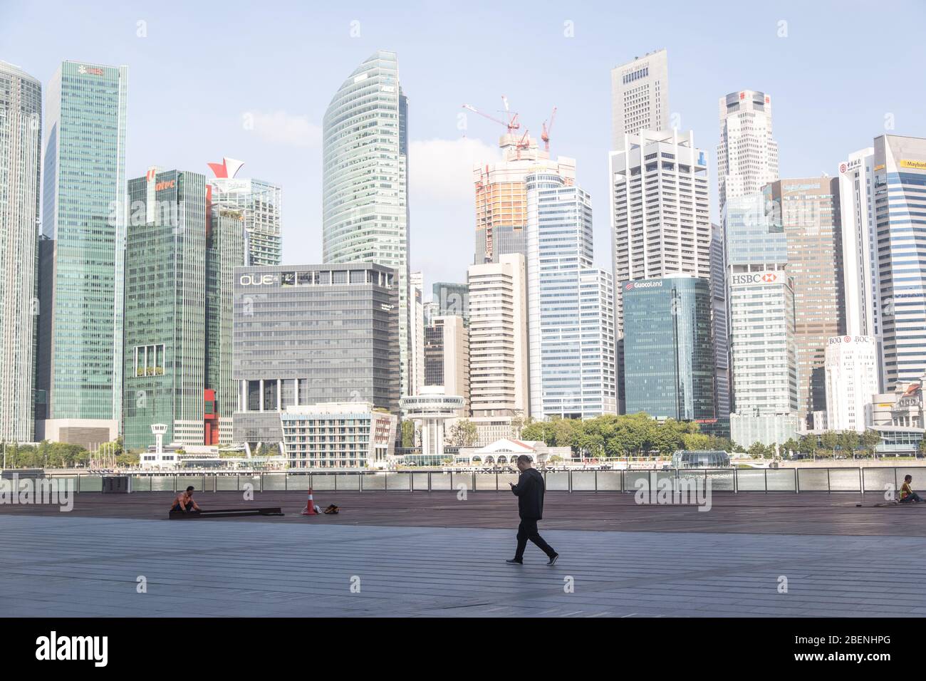 Singapour se verrouille partiellement en raison de la pandémie de coronavirus Banque D'Images Singapour se verrouille partiellement en raison de la pandémie de coronavirus Banque D'Images