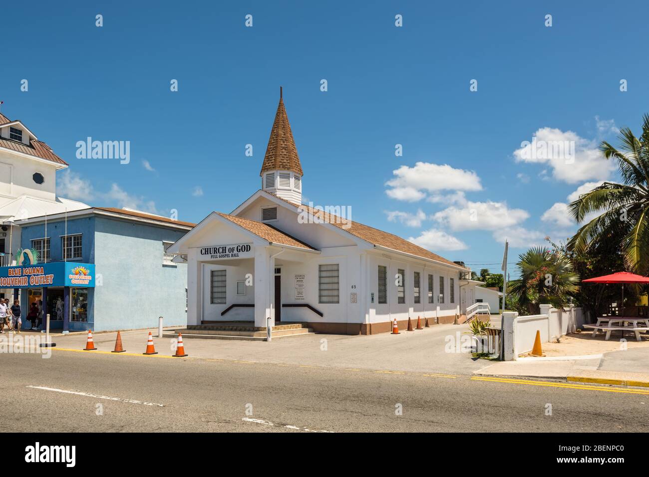 George Town, Grand Cayman Island, Royaume-Uni - 23 avril 2019 : l'Église de Dieu salle de l'Évangile complet dans le centre-ville de George Town, Grand Cayman, îles Caïmanes, Briti Banque D'Images
