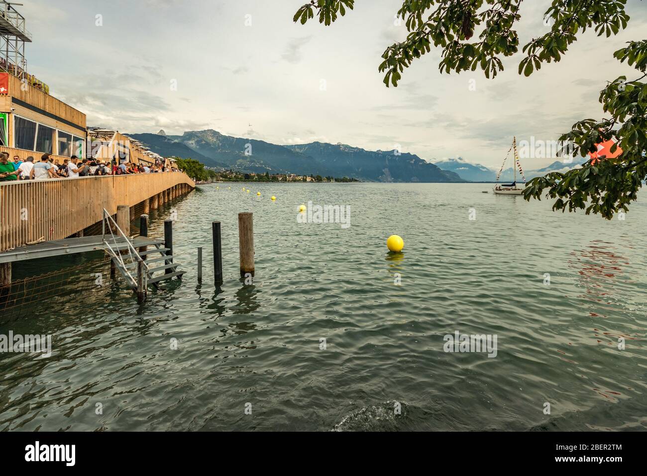 Vevey, Suisse - 27 juillet 2019: Les touristes et les gens du coin célèbrent Fete des Vignerons 2019. Festival traditionnel des traditions culturelles. Organe Banque D'Images