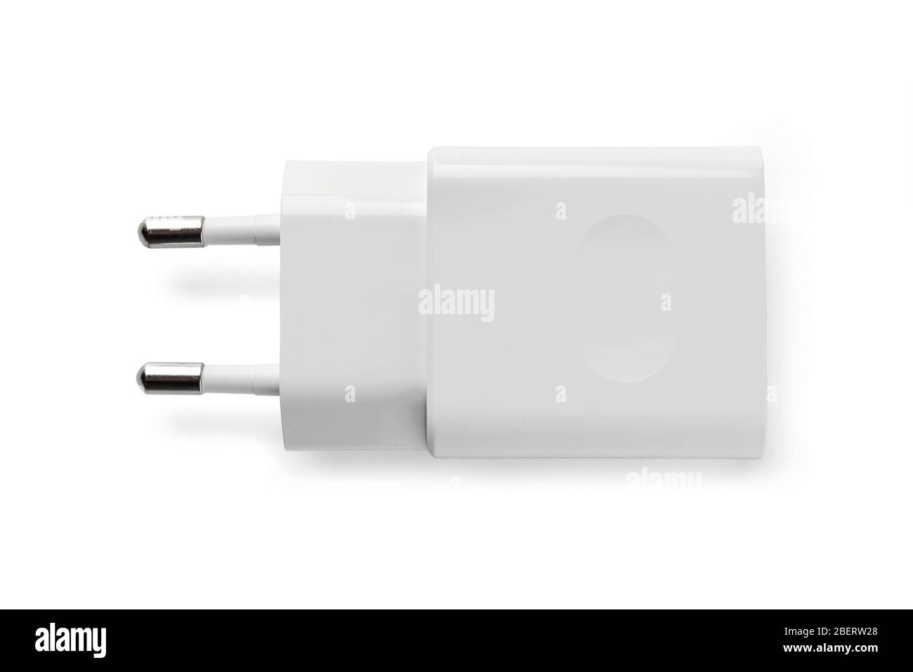 Chargeur USB pour gros plan gadget isolé sur fond blanc Banque D'Images