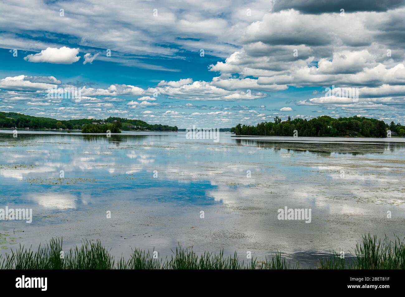Lac Chemong Selwyn Algonquin Highlands Ontario Canada au printemps Banque D'Images