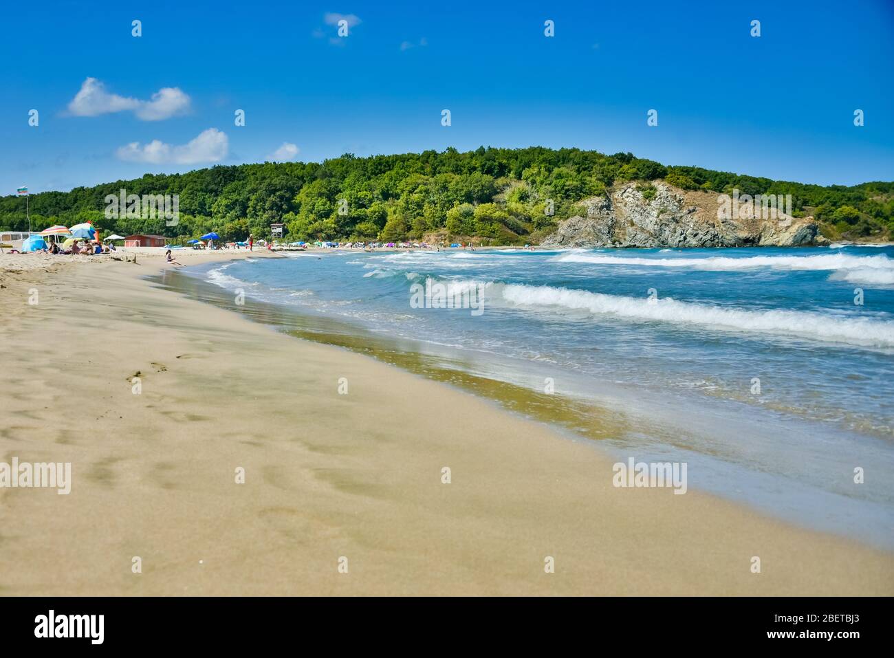 Vagues et sable doux à la plus belle plage de la côte sud de la mer Noire à Silistar, Rezovo, Bulgarie Banque D'Images