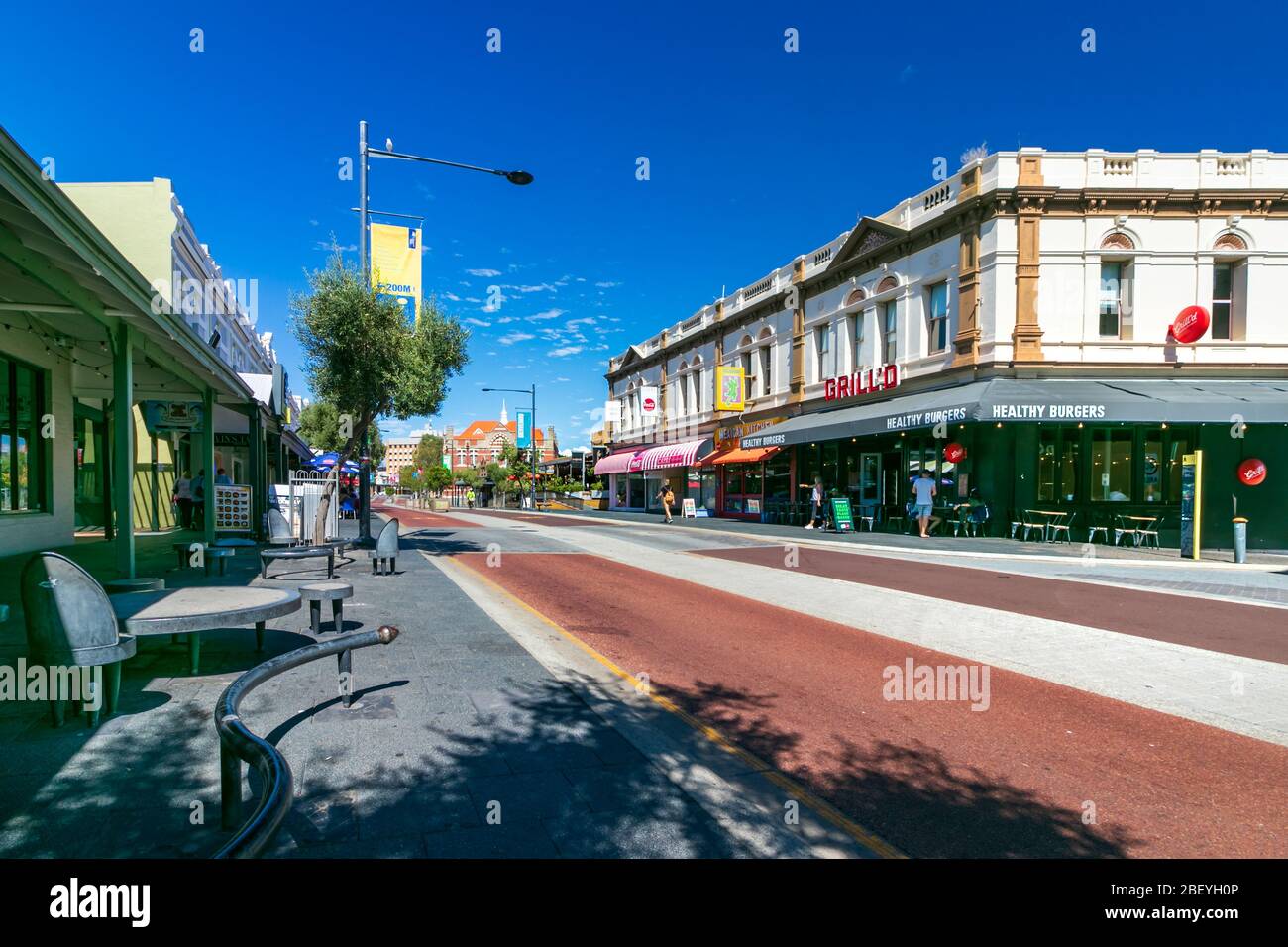Vue sur la rue South Terrace au centre-ville de Fremantle, Australie. Banque D'Images