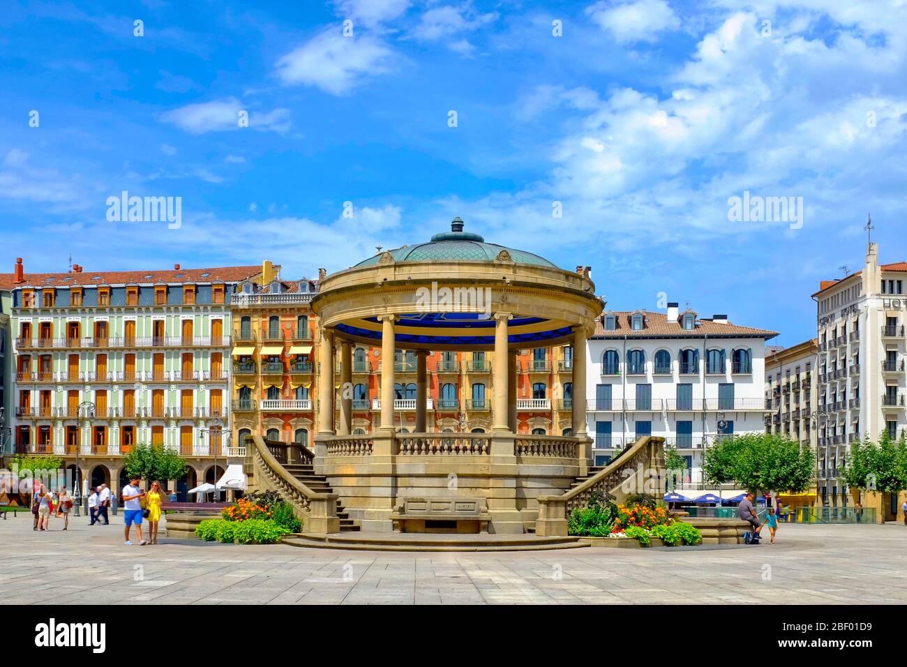 Kiosque sur la Plaza del Castillo, Pamplona, Navarra, Espagne Banque D'Images