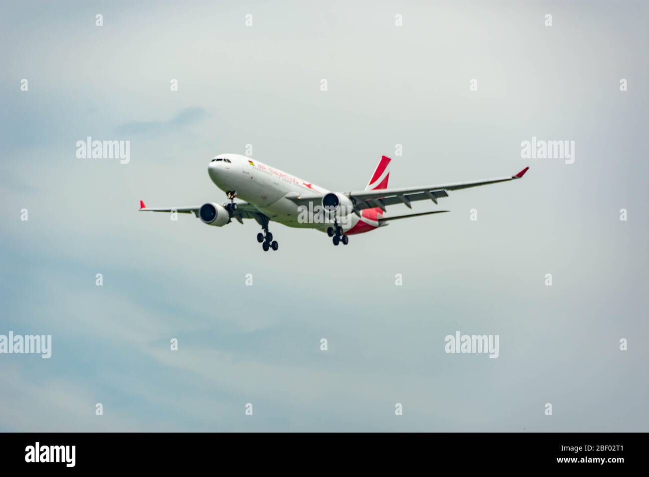 CHANGI SINGAPOUR: AVION DE L'ILE MAURICE atterrissage aérien à l'aéroport international Changi le 27 mars 2020 à Singapour Banque D'Images