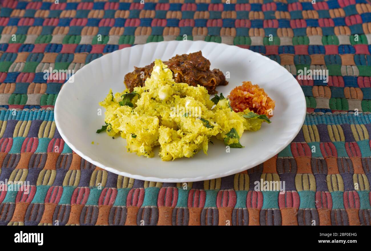 Kappayum Beef Ulathiyathum Central Travancore style, Malabar style, Kappayum Beef Ulathiyathum Mulaku Chammanthiyum Banque D'Images