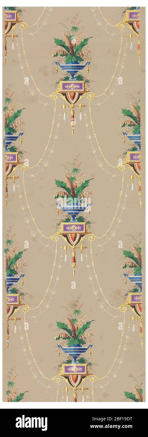 Flanc. Vase égyptien stylisé. Vase à feuilles exotiques avec pendentifs de style bijou. Banque D'Images