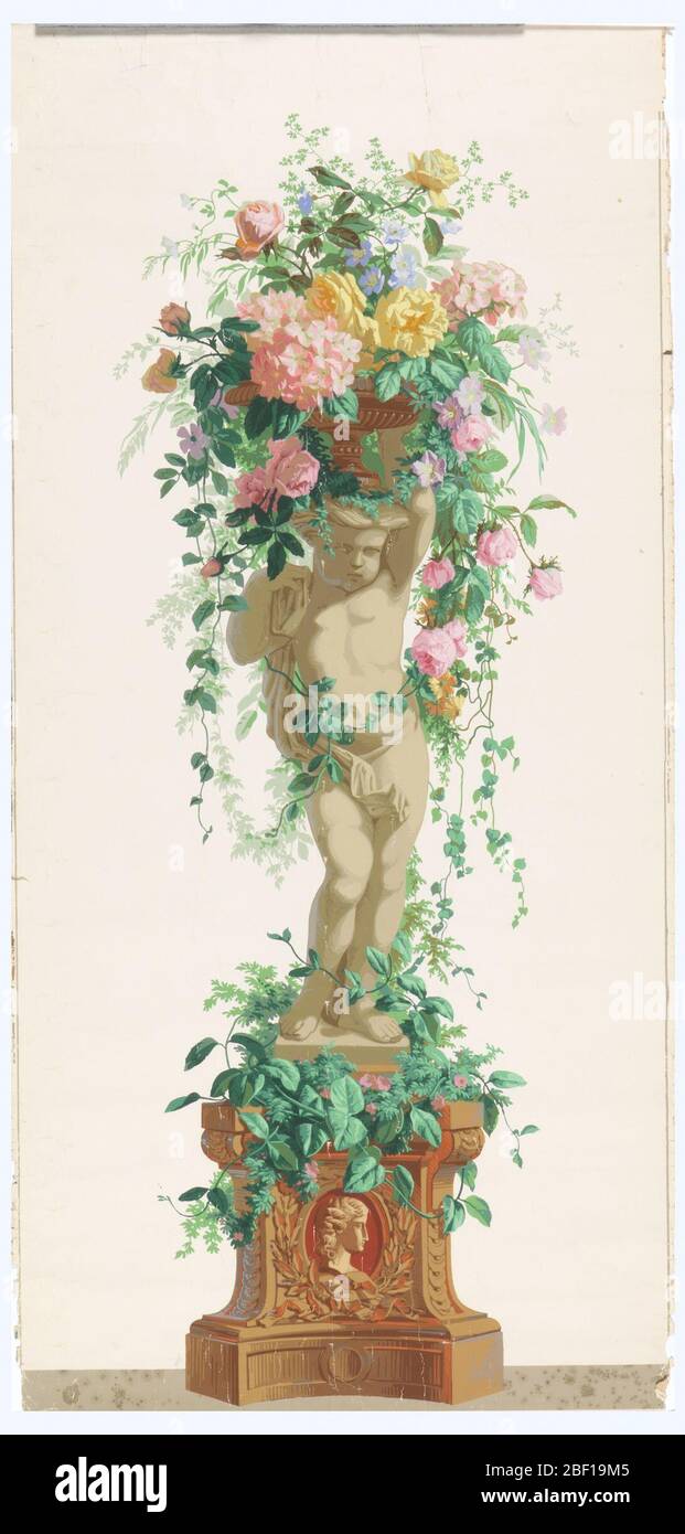 Panneau décoratif. Statue d'un nourrisson, debout sur un socle recouvert de vigne avec un caméo bordeaux et brun clair en base. Putto est orienté vers la droite, soutenant un panier de fleurs vinyantes. Imprimé sur un sol blanc. Banque D'Images