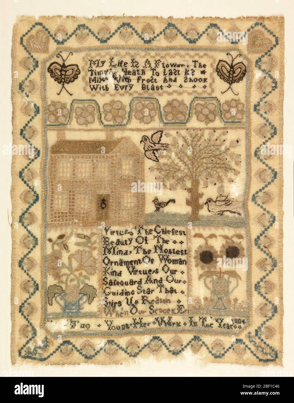 Echantillonneur. Dans le troisième en haut, un verset flanqué de deux papillons, avec une bordure fleurie stylisée en dessous. Le verset lit: Ma vie est une fleur. Banque D'Images