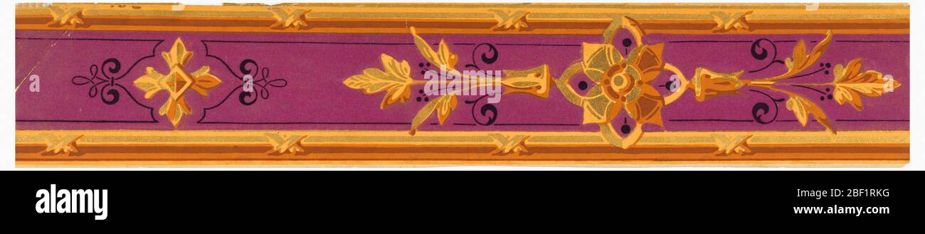 Bordure. Alternant la petite et la grande rosette fleurie, la plus grande flanquée de feuilles striées et les plus petites par des entrelacées de ligne, le motif de la bielle liée le long des bords. Imprimé en marron et or, avec floqué rouge-violet et surimpression noir. Banque D'Images