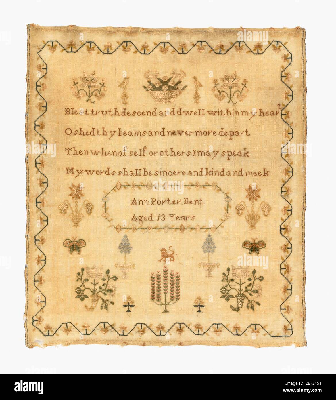 Echantillonneur. Avec un texte curviligne de bordure de fraise: 'La vérité la plus pure descendre et rester dans mon coeur/ O déverser tes poutres et ne jamais plus quitter/ puis quand de moi ou d'autres je peux parler/ Mes mots seront sincères et gentiment et meek.' Puis une signature. Banque D'Images