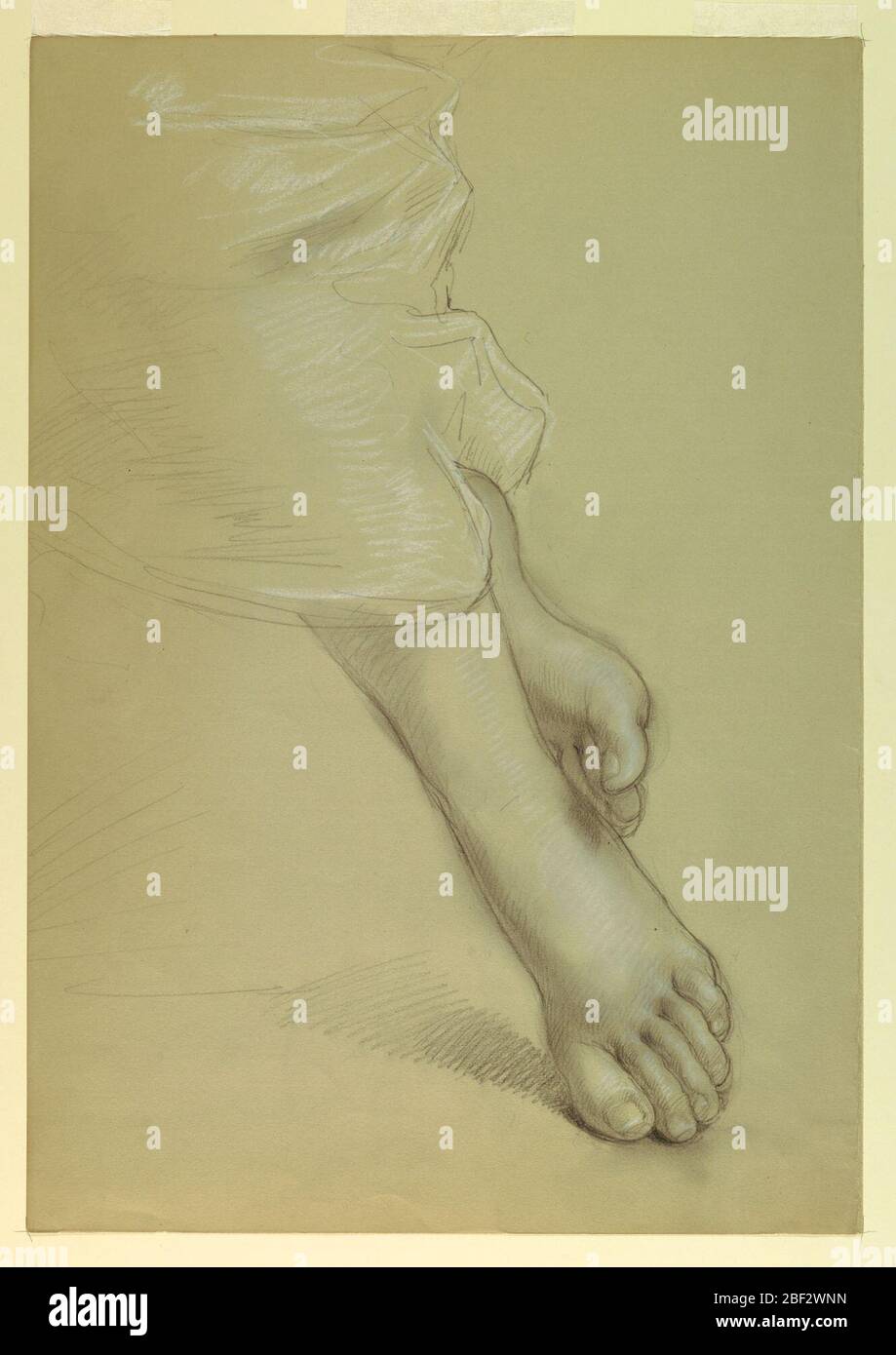 Étude des pieds pour la justice et la paix. Étude du pied gauche d'une femme avec le pied droit traversé derrière lui. Banque D'Images