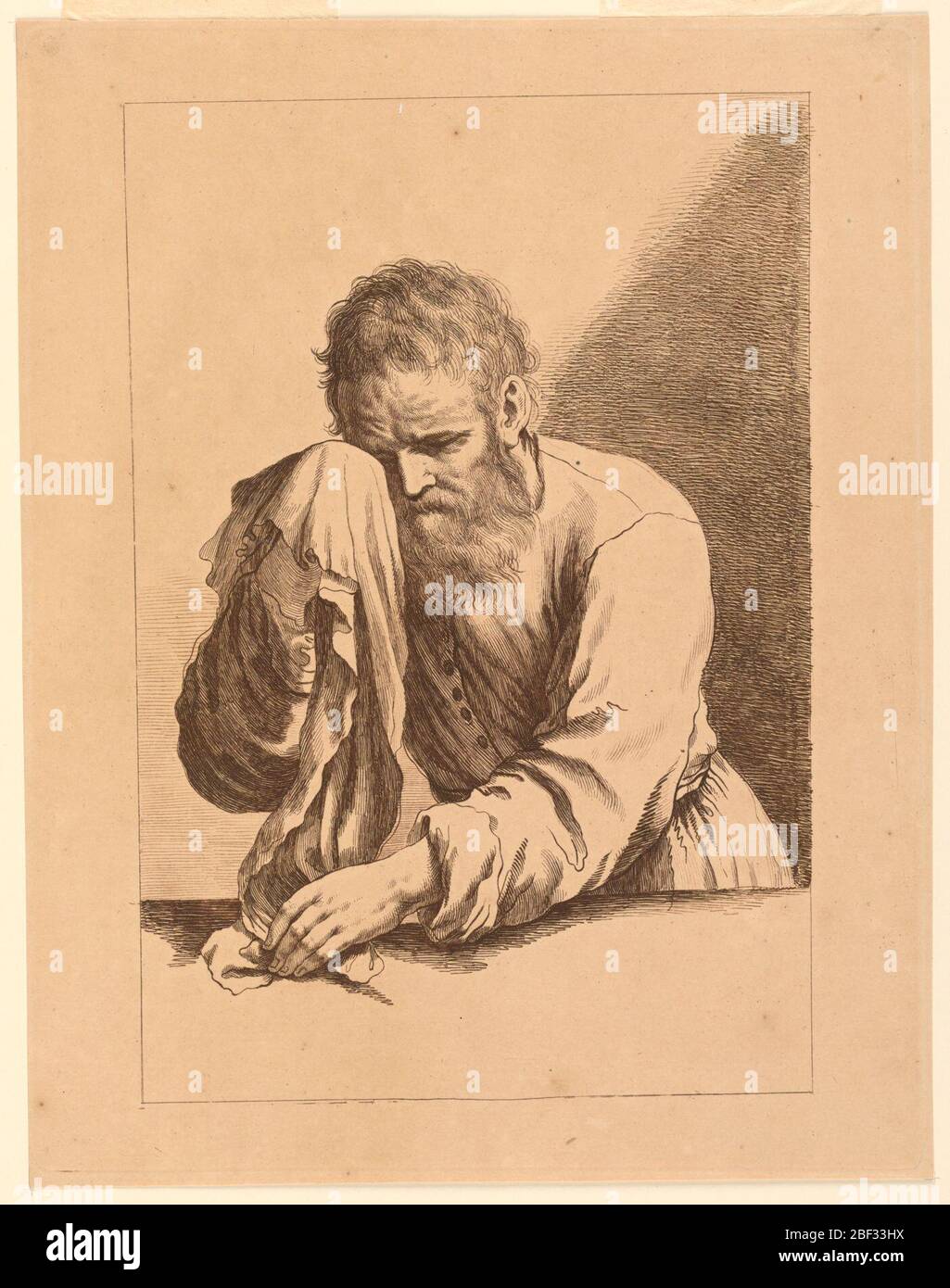 Old Man Weeping après un dessin de Guercino. Saint Pierre avec une serviette tenue à ses yeux avec sa main droite, l'extrémité inférieure de sa main gauche, reposant sur une table. Il est tourné vers l'avant, légèrement vers la gauche. Banque D'Images
