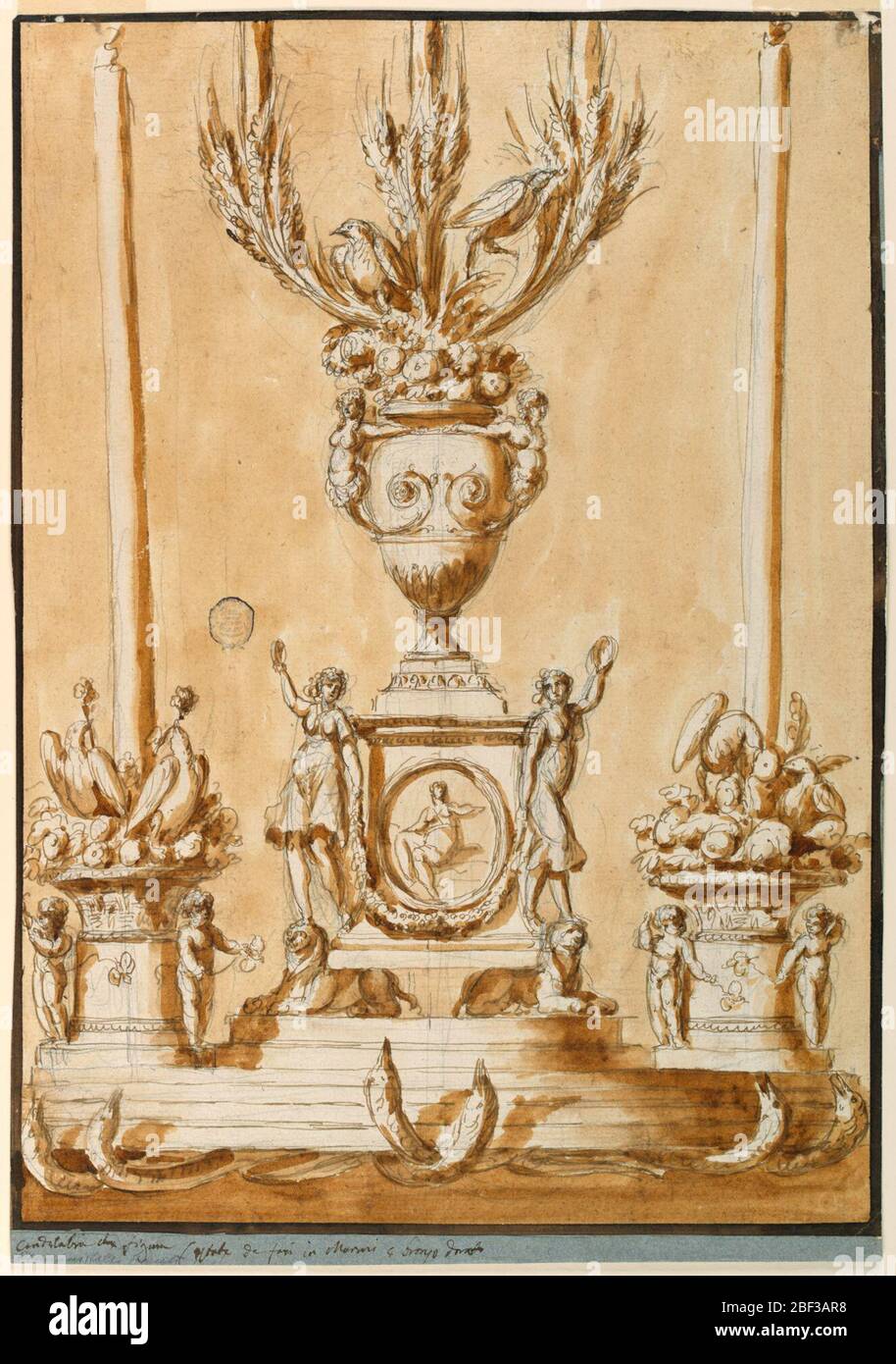 Chandelier. Une plinthe à gradins au sommet du poisson. Au centre, une plinthe avec un médaillon flanqué de maidens dansant sur des lions. Au-dessus de cela, un vase en forme de balustre décoré de termes, rempli de feuillage et d'oiseaux. Banque D'Images