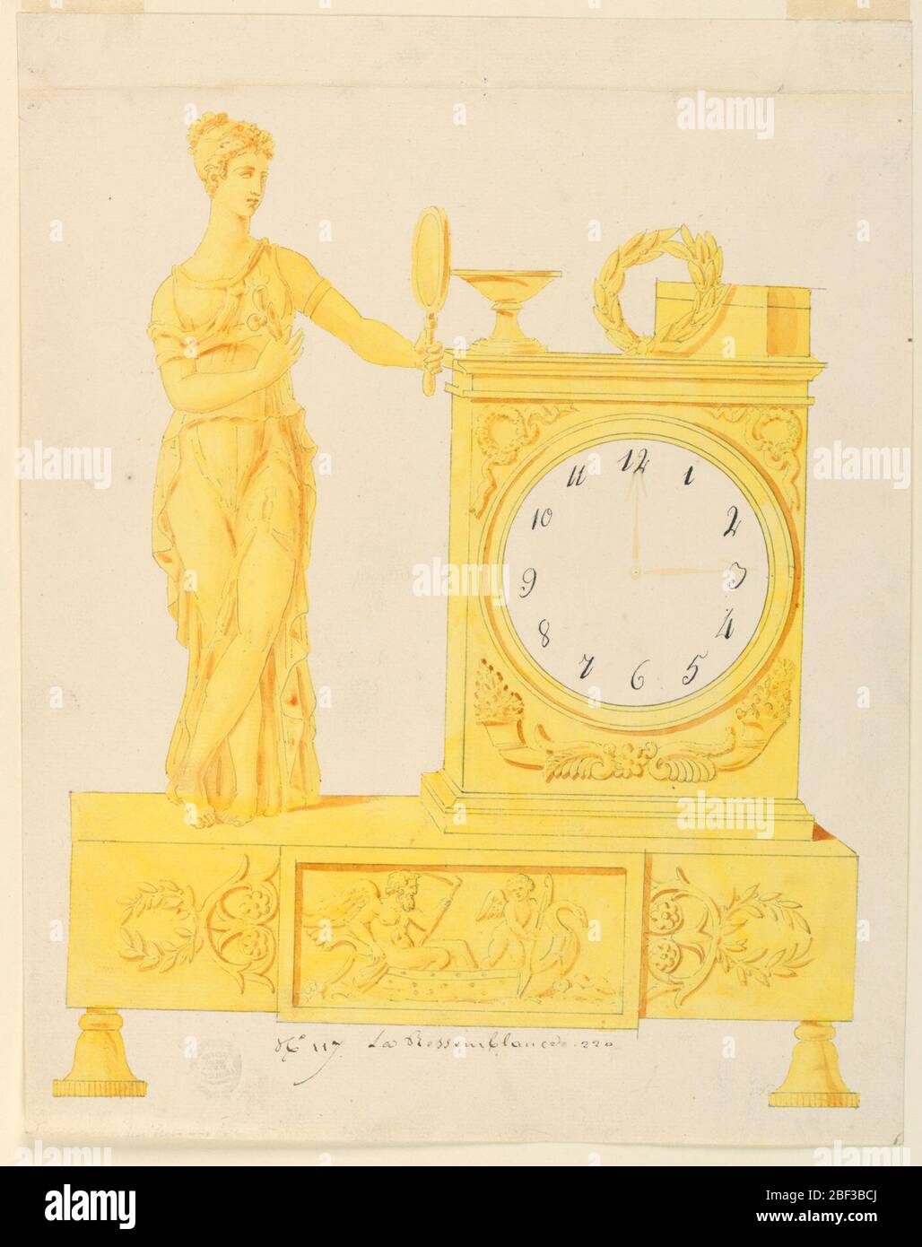 Design pour l'horloge. L'horloge est placée sur la base des pieds, le panneau avant inférieur montre la scène de relief de Cupid ferriing Chronos, l'arc de bateau est en forme de cygne. Horloge à droite, avec couronne, bol et boîte au-dessus. À gauche, une femme tenant des fleurs, regardant dans un miroir. Banque D'Images