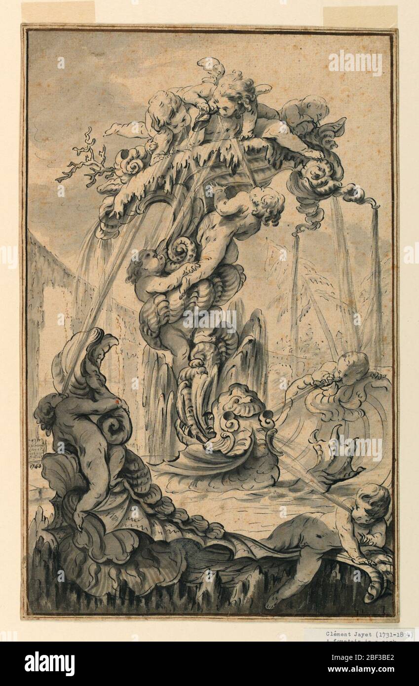 Une fontaine dans un parc. La fontaine illustrée par l'obliquité est constituée d'un bassin en forme de bateau dans lequel une coquille avec des enfants et des animaux de mer est soutenue par un dragon et des enfants. Les enfants s'arroent ou se déversent le dragon. Banque D'Images