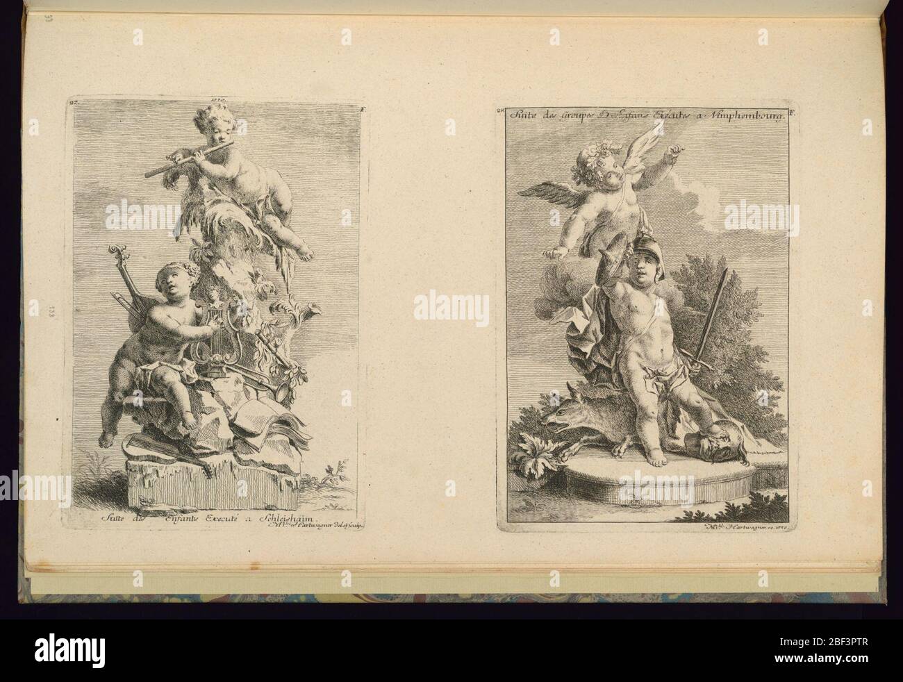 Conception avec socle avec deux enfants un comme soldat. Banque D'Images