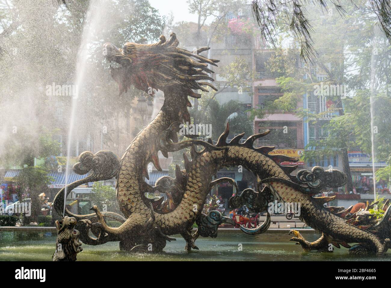 Fontaine du Dragon, Ho Chi Minh Ville, Vietnam Banque D'Images