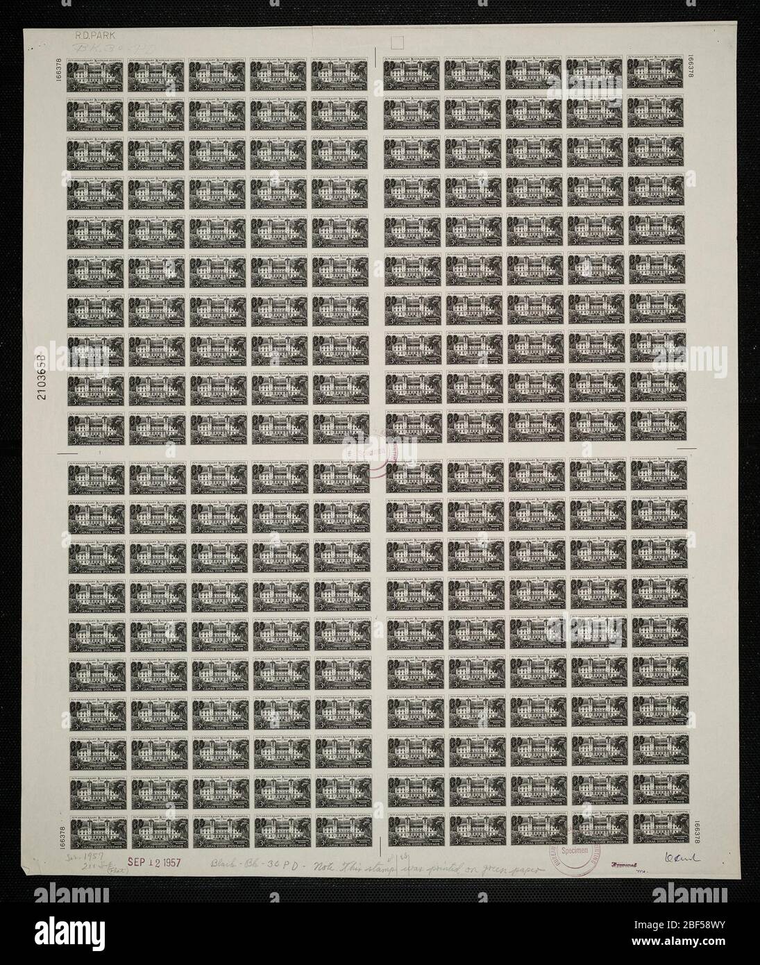 3 c Gorgas Hospital et Ancon Hill plaque de protection. Les épreuves certifiées de plaque sont la dernière preuve imprimée de la plaque avant d'imprimer les timbres au Bureau de l'gravure et de l'impression. Ces épreuves de plaque sont uniques, avec les signatures et la date d'approbation. Banque D'Images