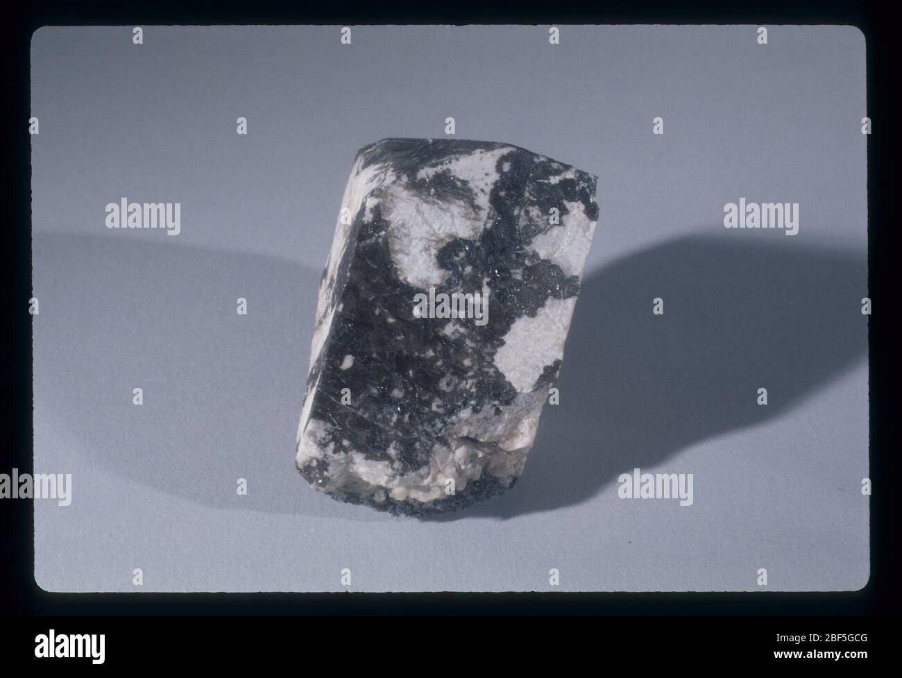 Diopside. 1 juillet 201651354841 Banque D'Images