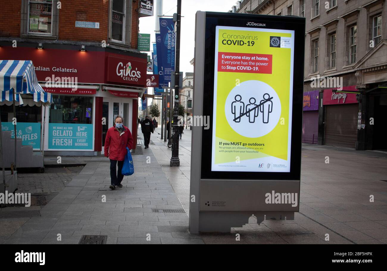 Dublin, Irlande - 6 avril 2020: Une rue Henry pratiquement vide pendant les restrictions de verrouillage de Covid-19. Banque D'Images