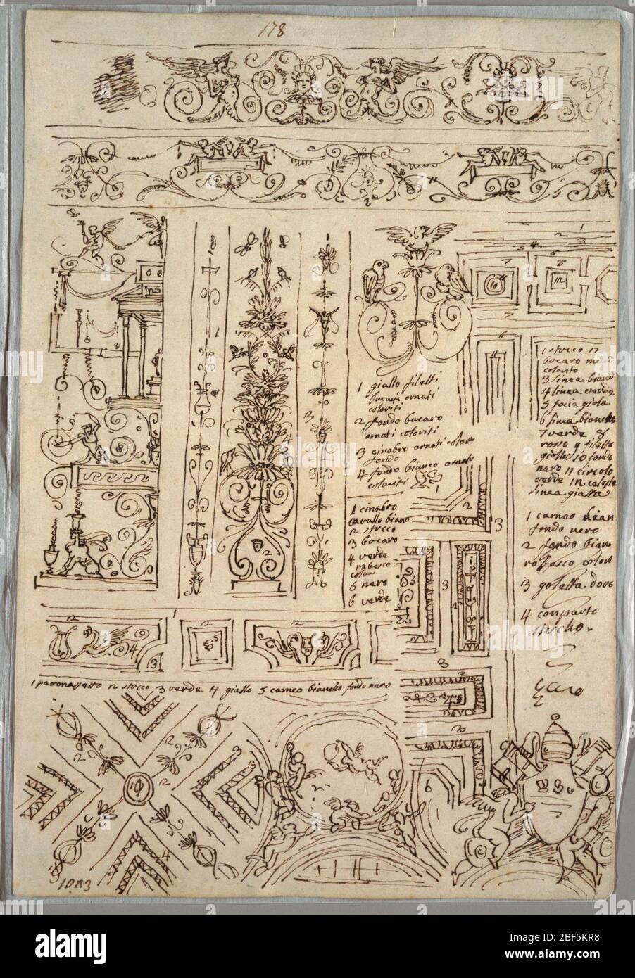 Études décoratives de Candelabrum et un plafond. Quatre études de frises et de candélabrum grotesque; étude du plafond; papale des bras. Banque D'Images