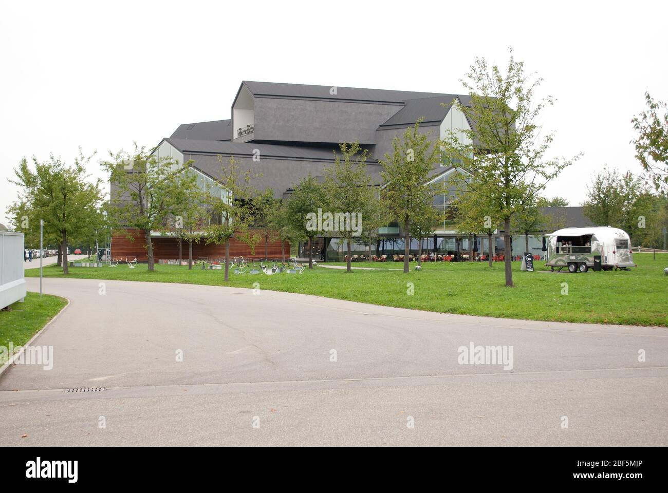 VitraHaus Vitra Haus Charcoal stuc Vitra Campus par Herzog de Meuron Architects Banque D'Images