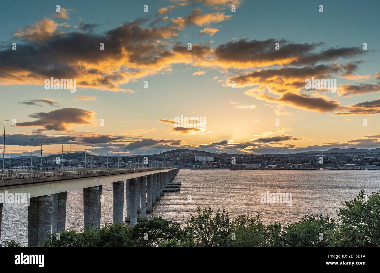 Pont de Tay Road, ville de Dundee, estuaire de Tay Banque D'Images