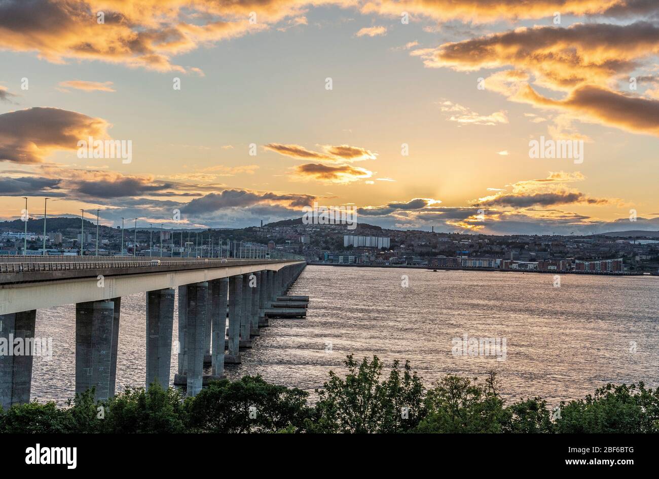 Pont de Tay Road, ville de Dundee, estuaire de Tay Banque D'Images