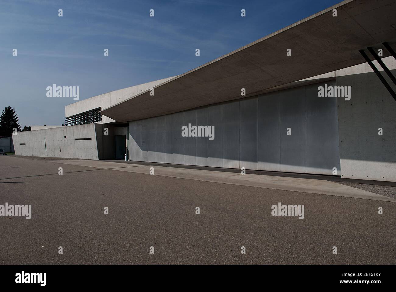 Station incendie Vitra béton armé Architecture déconstructiviste Vitra Campus Allemagne Zaha Hadid Banque D'Images