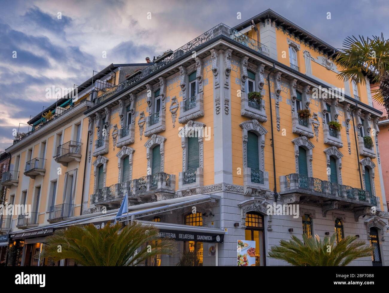 Salo au lac de Garde, Italie, Lombardie Banque D'Images