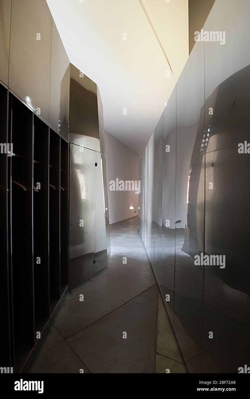 Station incendie Vitra béton armé Architecture déconstructiviste Vitra Campus Allemagne Zaha Hadid Banque D'Images