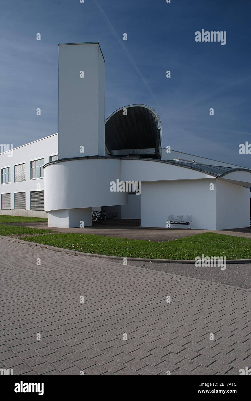 White Deconstructivist Architecture Vitra Design Museum Gallery Vitra Campus by Frank Gehry Banque D'Images