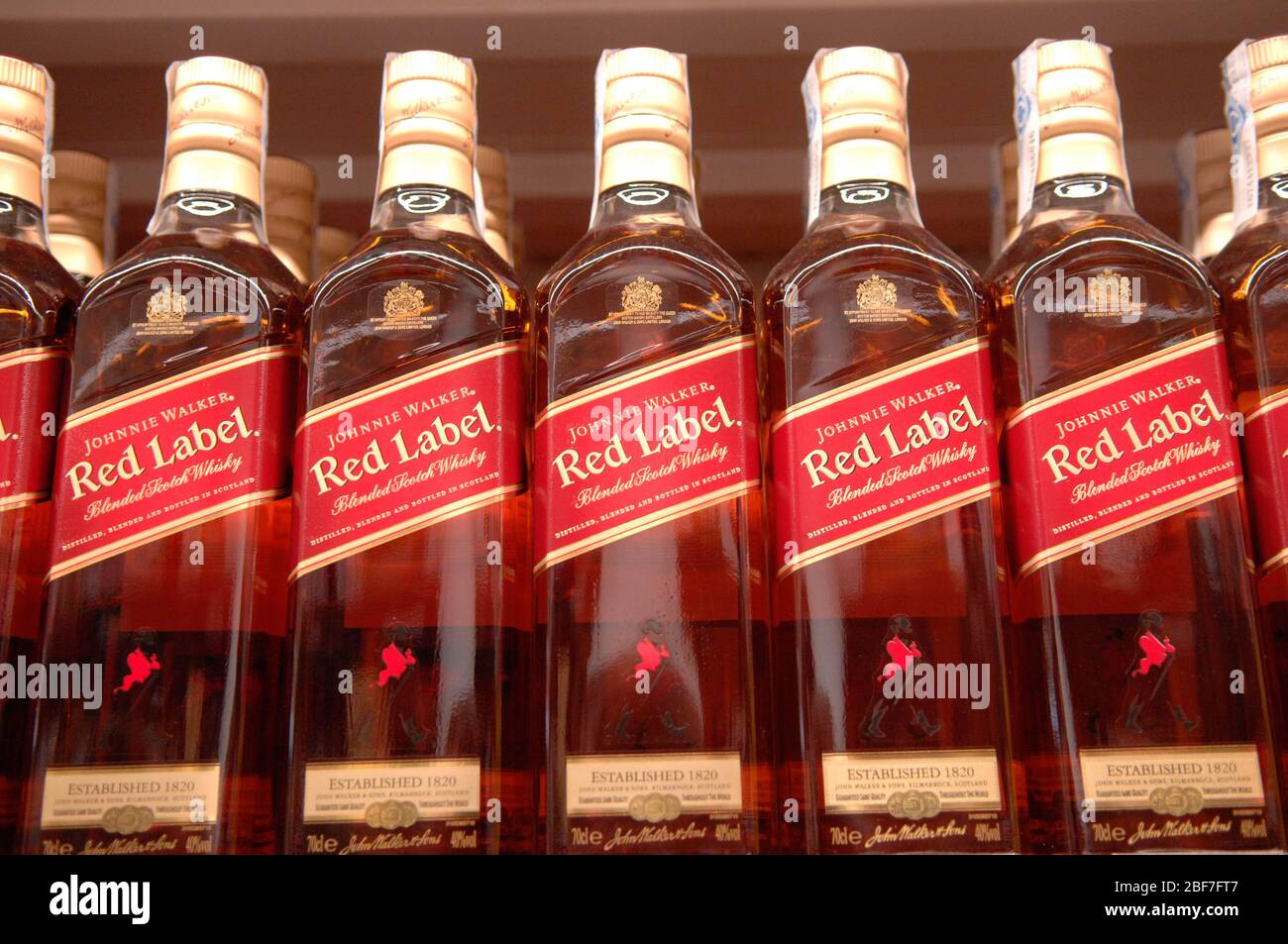 Johnnie Walker Red Label Banque De Photographies Et D images Haute johnnie-walker-red-label-banque-de-photographies-et-d-images-haute