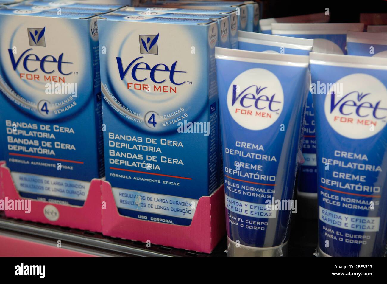 La crème dépilatoire Veet, Banque D'Images