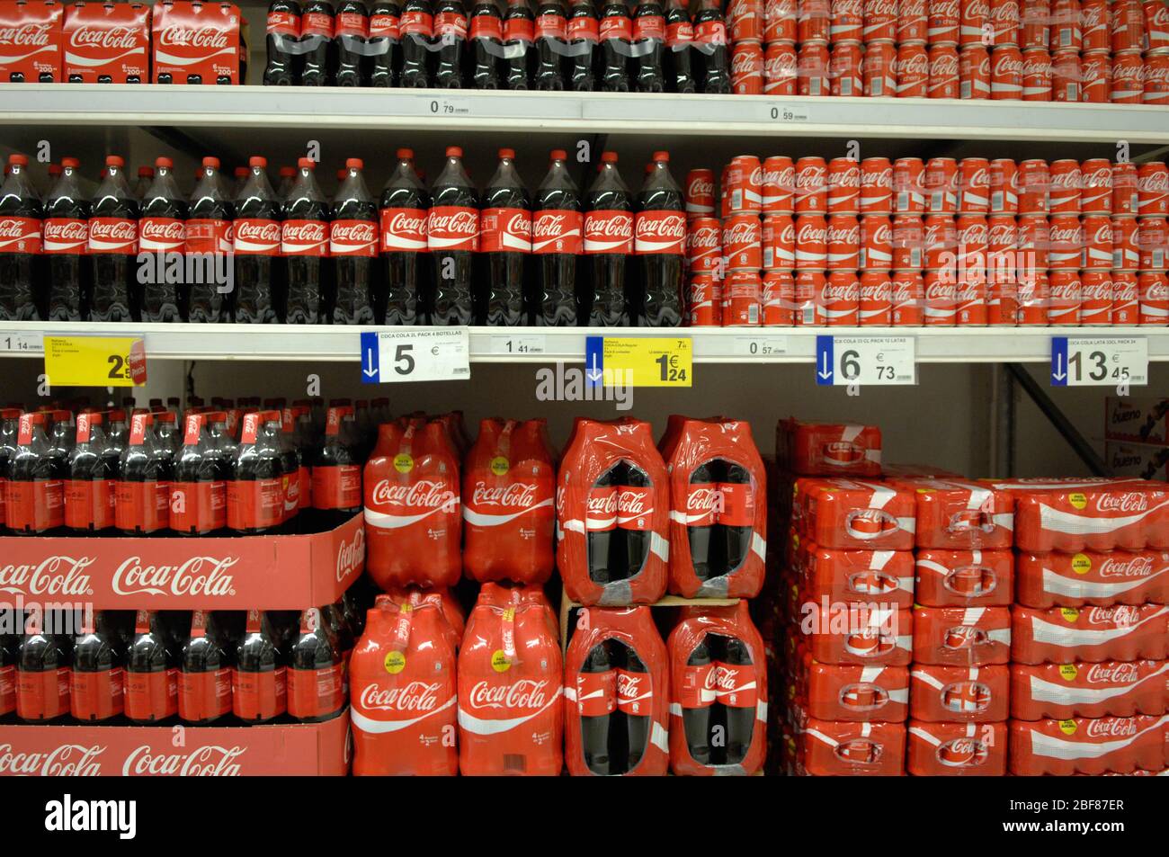 Boîtes de Coca Cola coke,soda, Banque D'Images