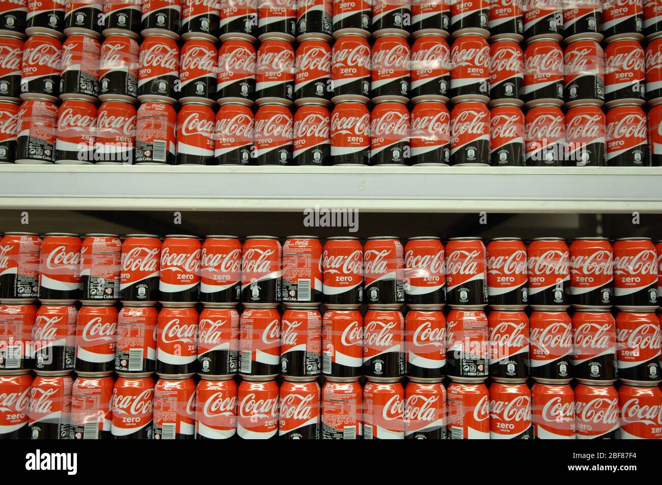 Boîtes de Coca Cola coke,soda, Banque D'Images