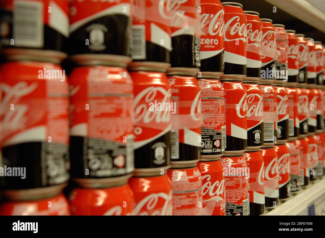 Boîtes de Coca Cola coke,soda, Banque D'Images