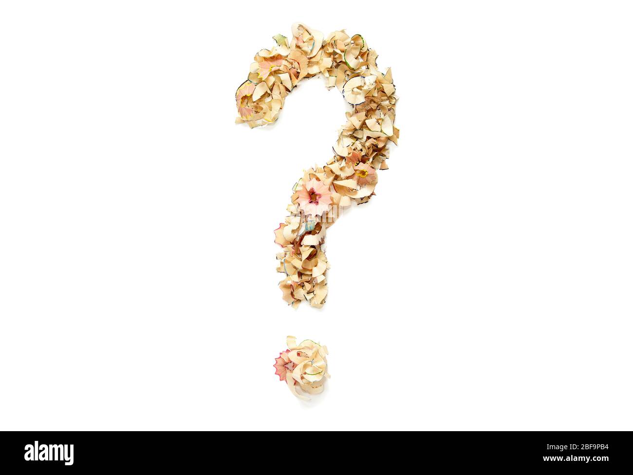 Point d'interrogation en copeaux de crayon pour votre dessin ou modèle. Banque D'Images