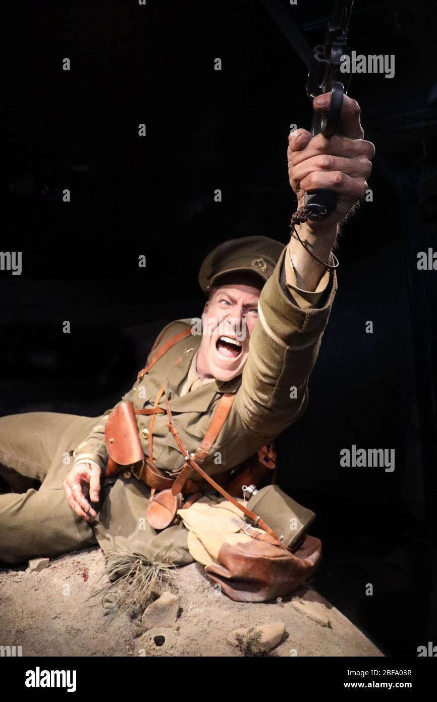 Exposition Gallipoli.' L'échelle de notre guerre. Te Papa Tongarewa . Wellington Museum.exposition des figures géantes de l'atelier Weta en fibre de verre et silicone. Banque D'Images