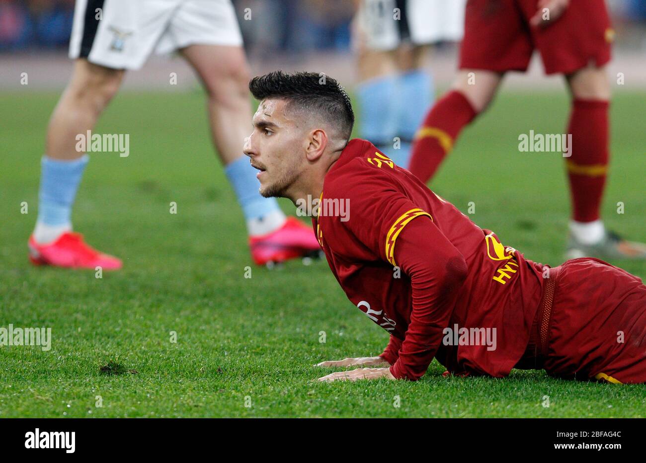 Rome, Italie, 26 janvier 2020. Roma s Lorenzo Pellegrini réagit au cours de la série UN match de football entre Roma et Lazio au stade olympique. Banque D'Images