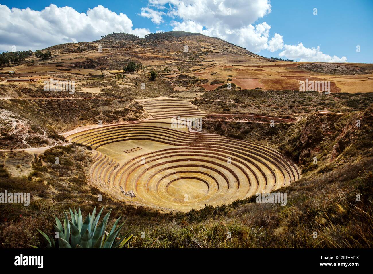 Moray anciennes ruines agricoles Inca avec terrasses circulaires, Pérou. Banque D'Images