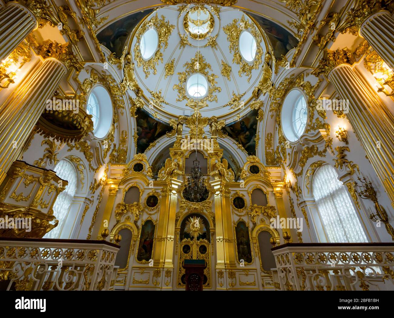 Intérieur de la Grande Eglise, Musée d'Etat de l'Hermitage, Palais d'hiver, Saint-Pétersbourg, Fédération de Russie Banque D'Images
