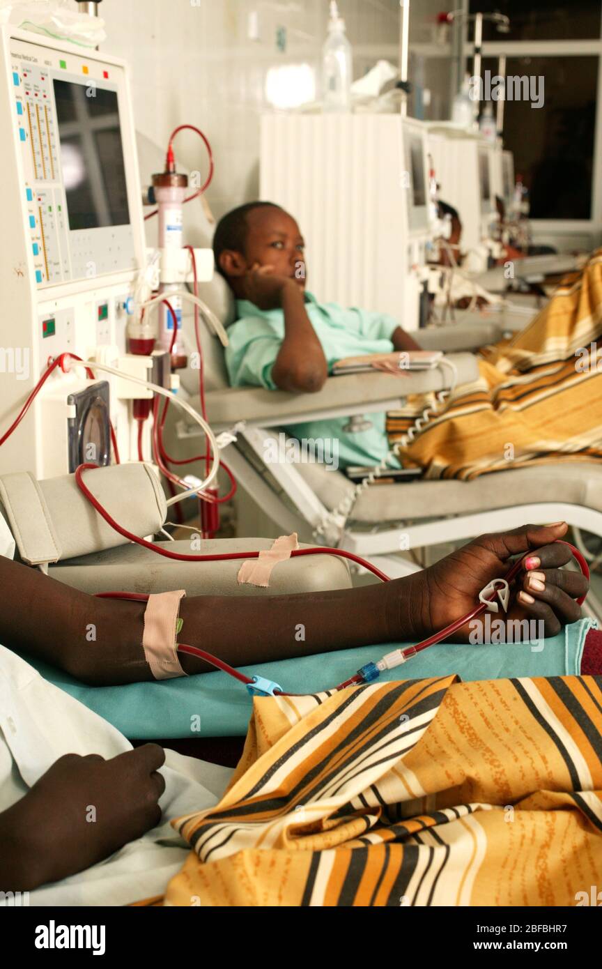 Les jeunes patients sont en attente lorsqu