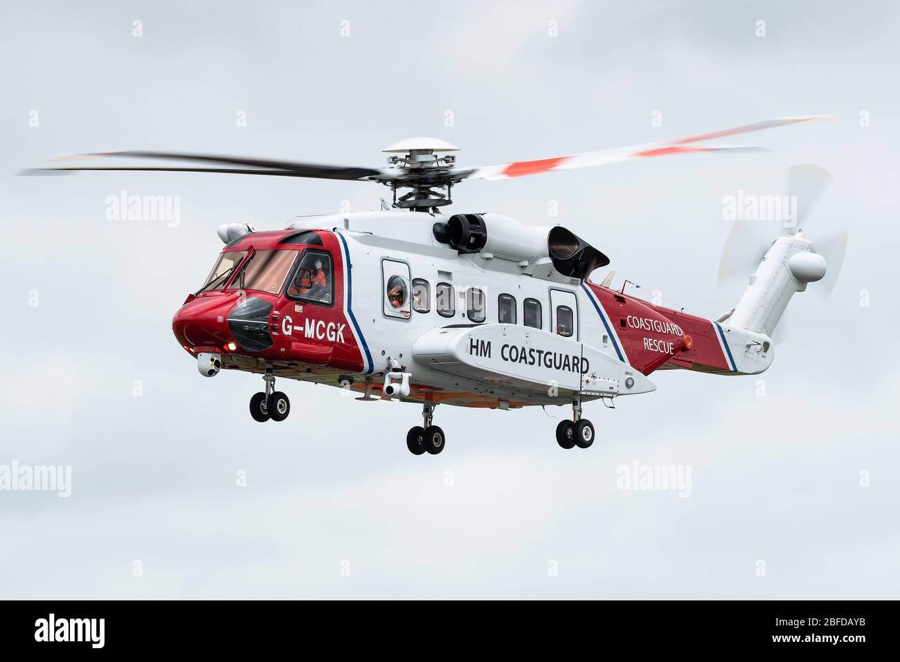 Hélicoptère Sikorsky S 92 de recherche et de sauvetage du garde-côtes de sa Majesté. Banque D'Images