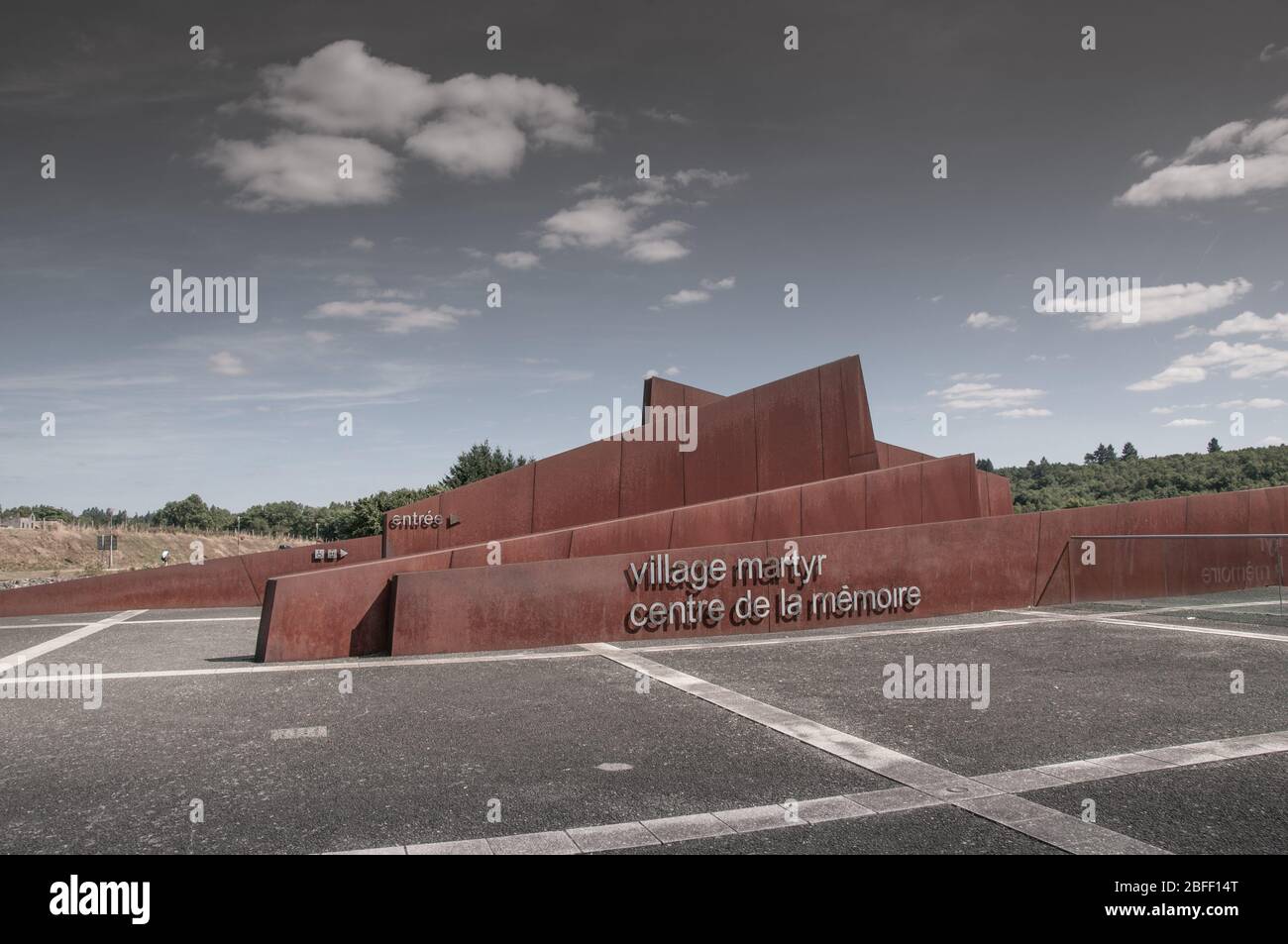 Oradour-sur-Glane village français détruit le 10 juin 1944, année de massage de 642 habitants par les troupes allemandes. Centre de la mémoire d'Oradour Banque D'Images