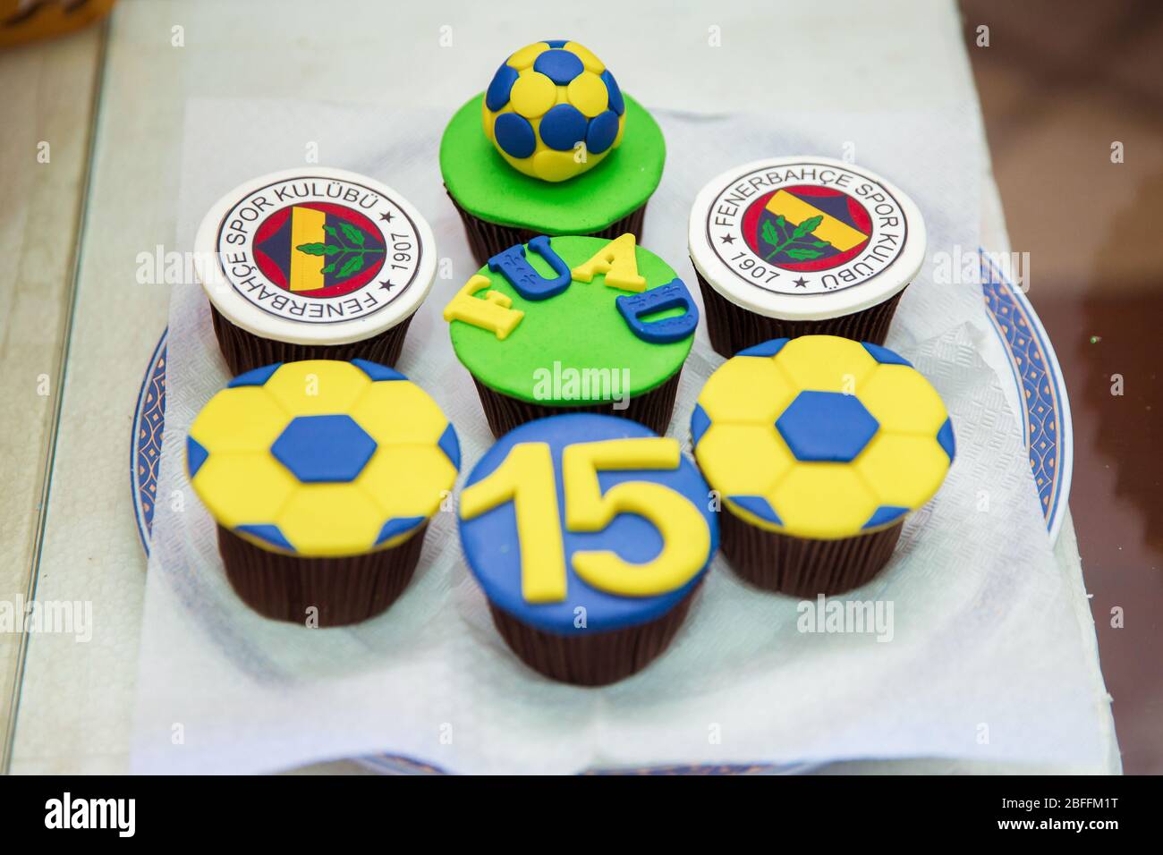 Fenerbahce Gateau D Equipe De Football Pour L Anniversaire De L Azerbaidjan Mes Gateaux Speciaux Team Cake Fenerbahce Bakou Azerbaidjan 01 05 18 Photo Stock Alamy