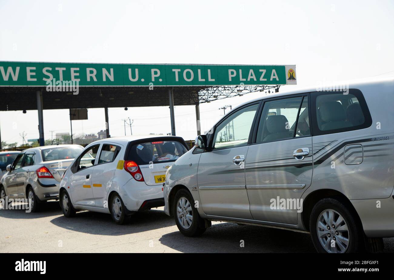 Point de contrôle sur la route à péage Banque D'Images