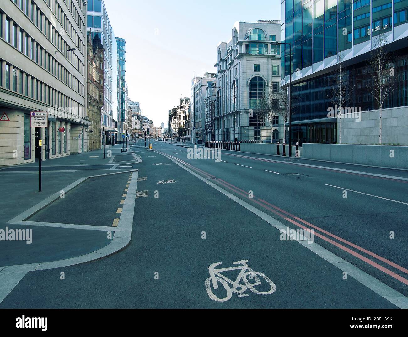 Farringdon Street Londres alors que dans le coronavirus est verrouillé 04/2020. Banque D'Images